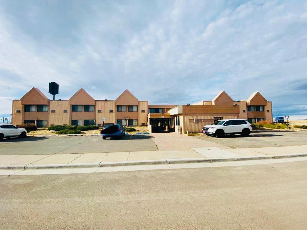 Hotel Super 8 By Wyndham Laramie Exterior foto